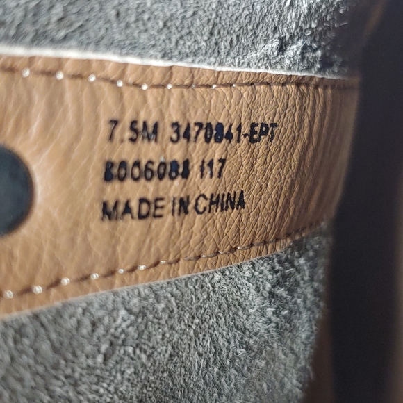 Womens Frye and Co. Ankle Booties size 7.5 - Picture 8 of 9